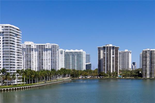 Commodore Plaza Tower, 2750 NE 183rd St #511, Aventura, Florida 33160, image 1