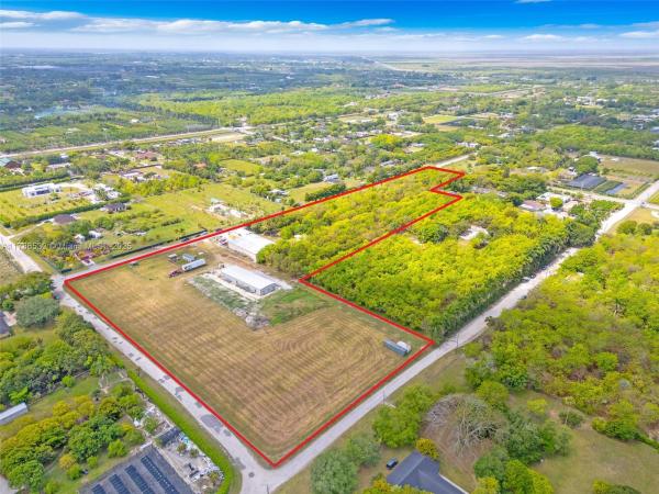 19700 SW 188th St, Unincorporated Dade County, Florida 33187, image 1