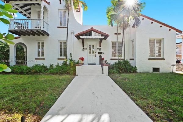 Douglas, 36 Phoenetia Ave, Coral Gables, Florida 33134, image 1