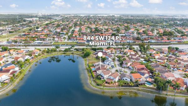 Tamiami Lakes, 844 SW 134th Pl, Tamiami, Florida 33184, image 2