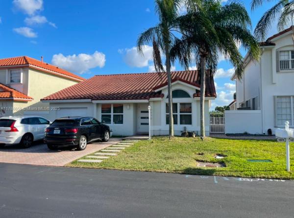 Doral Glen, 10570 NW 51st St #10570, Doral, Florida 33178, image 1