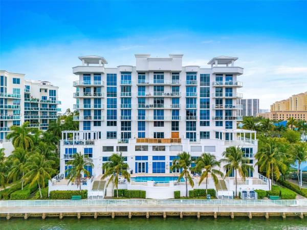 3030 Aventura, 3030 NE 188th St #606, Aventura, Florida 33180, image 1
