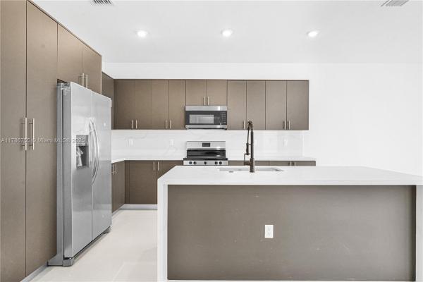 22587 SW 125th Ave #B, Miami, Florida 33170, image 1