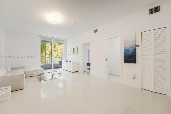 2020 Lofts, 2020 Prairie Ave #205, Miami Beach, Florida 33139, image 1