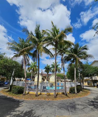 Century Park, 8906 W Flagler St #101, Fountainebleau, Florida 33174, image 3