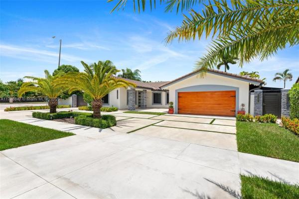10320 SW 132nd Ave, Unincorporated Dade County, Florida 33186, image 1