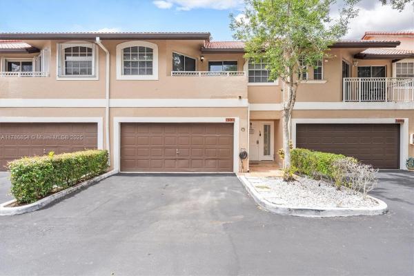 Coral Sun Townhomes, 5001 Riverside Dr #303, Coral Springs, Florida 33067, image 1