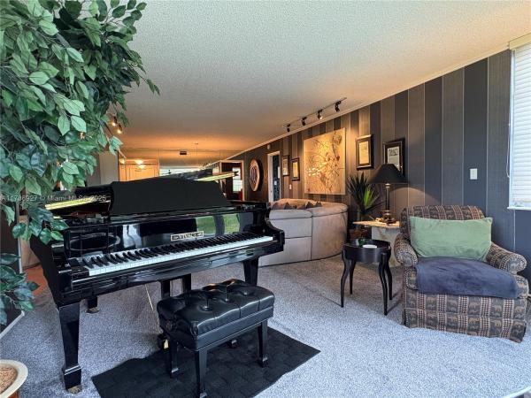 Palm-Aire Country Club 10, 4020 W Palm Aire Dr #211, Pompano Beach, Florida 33069, image 1