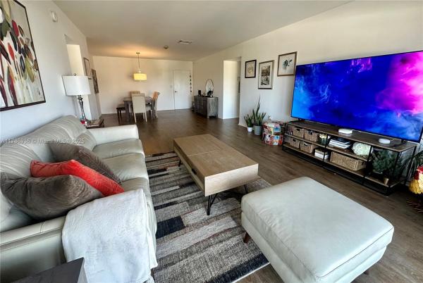 Key Biscayne Ambassador, 575 Crandon Blvd #707, Key Biscayne, Florida 33149, image 1