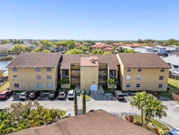 15430 SW 82nd Ln #625, Unincorporated Dade County, Florida 33193, image 1