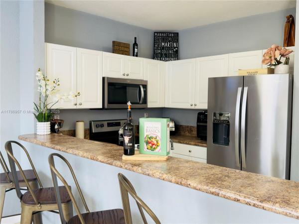 Floridian Isles South, 964 NE 41st Pl, Homestead, Florida 33033, image 1