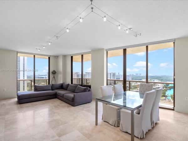 Sayan, 16275 Collins Ave #1604, Sunny Isles Beach, Florida 33160, image 1