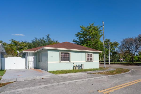 Riverdale Villas, 20701 NW 30th Ct, Miami Gardens, Florida 33056, image 1