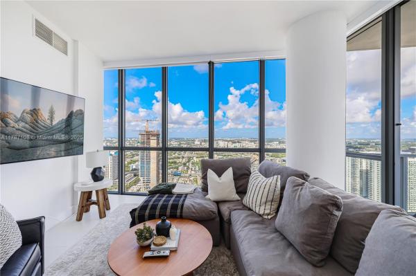 Marquis Residences, 1100 Biscayne Blvd #4508, Miami, Florida 33132, image 1