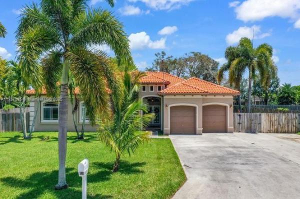 32283 SW 205th Ave, Unincorporated Dade County, Florida 33030, image 1