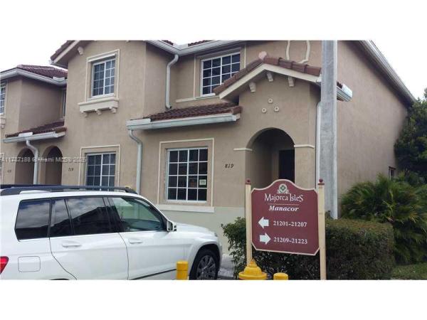Majorca Isles, 21205 NW 14th Pl #819, Miami Gardens, Florida 33169, image 1