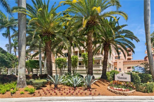 Venice At Deering Bay, 13645 Deering Bay Dr Ph #164, Coral Gables, Florida 33158, image 1