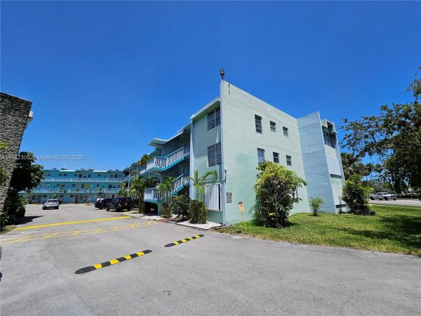 1501 NE Miami Gardens Dr #351, Unincorporated Dade County, Florida 33179, image 1