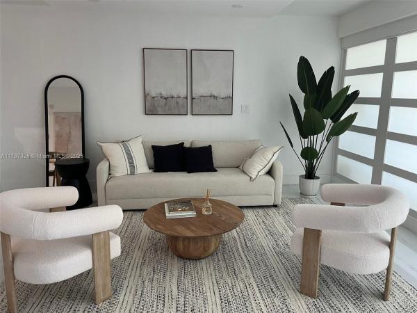 Roney Palace, 2301 Collins Ave #628, Miami Beach, Florida 33139, image 1