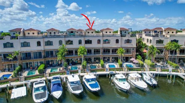 Santa Barbara Estates, 2154 SE 7th St, Pompano Beach, Florida 33062, image 1