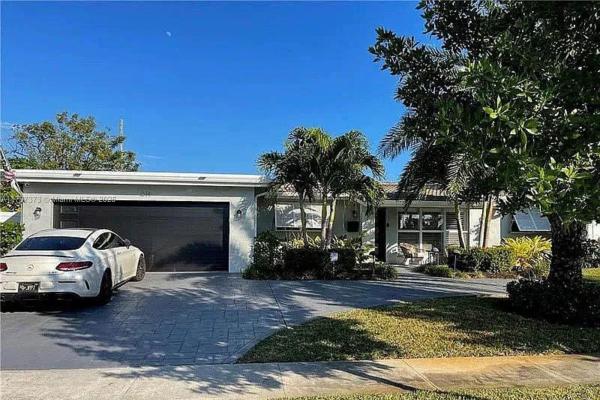 Eastway Park, 1614 SE 10th Ave, Deerfield Beach, Florida 33441, image 1
