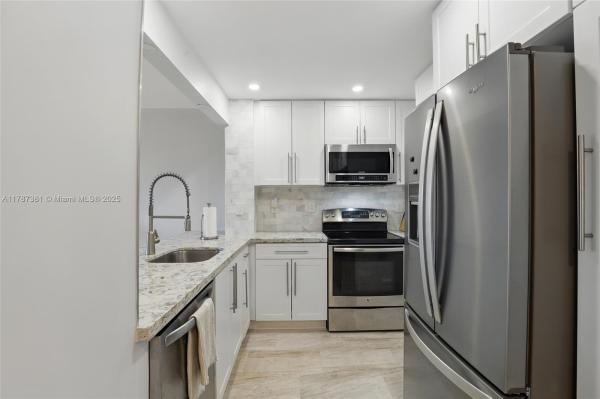 Coral Lake Tower, 1831 NE 38th St #402, Oakland Park, Florida 33308, image 1
