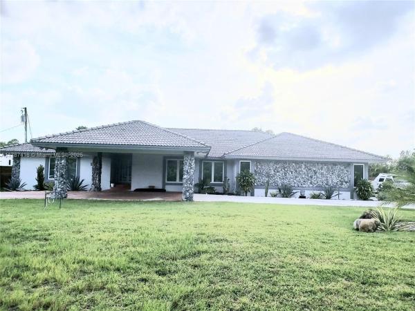 30992 SW 195th Ave, Unincorporated Dade County, Florida 33030, image 1