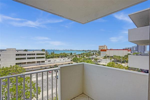 1455 N Treasure Dr #7F, North Bay Village, Florida 33141, image 1