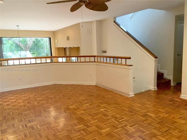 Lincoln Manor, 2980 Jackson Ave, Miami, Florida 33133, image 3