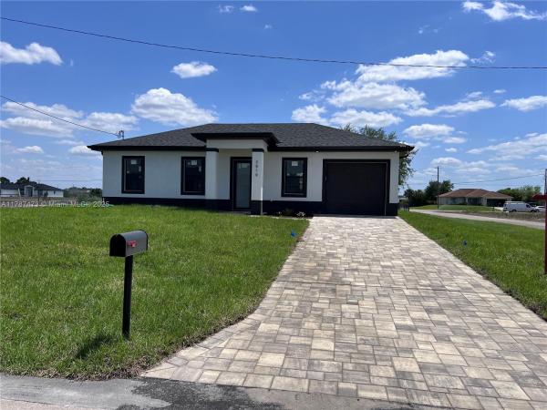 2819 18th St Sw, Lehigh Acres, Florida 33976, image 1