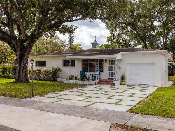 Griffing Biscayne Park Estates, 310 NE 127th St, North Miami, Florida 33161, image 1