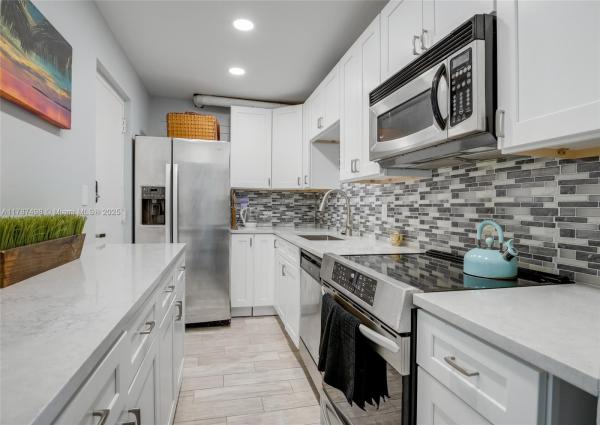 Yorktown, 1500 Presidential Way #505, West Palm Beach, Florida 33401, image 1