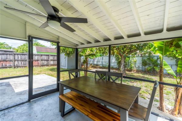 Driftwood Plaza, 6501 Scott St, Hollywood, Florida 33024, image 3