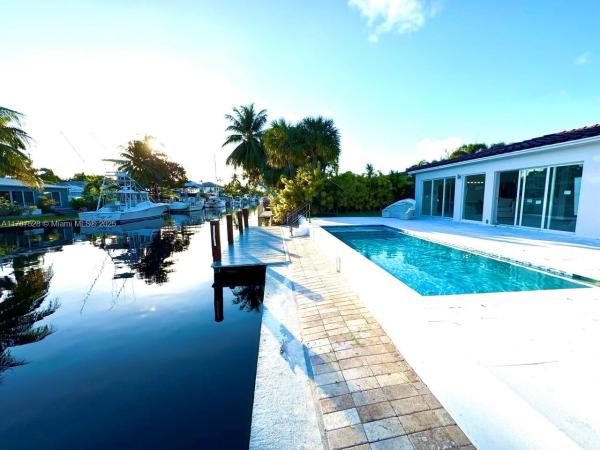South New River Isles, 1012 Tangelo Isle, Fort Lauderdale, Florida 33315, image 1