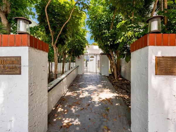 Maison Grove, 3229 Mary St #2, Miami, Florida 33133, image 3