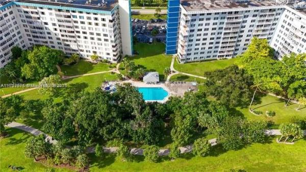Hillcrest, 4200 Hillcrest Dr #1017, Hollywood, Florida 33021, image 1