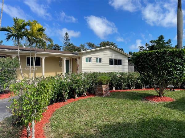 Merion Park, 5965 SW 64th Pl, South Miami, Florida 33143, image 2