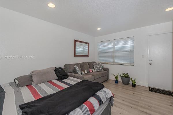 Largus, 2826 Van Buren St #2, Hollywood, Florida 33020, image 3