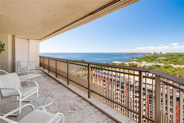 Yacht Harbour, 2901 S Bayshore Dr #18F, Miami, Florida 33133, image 1