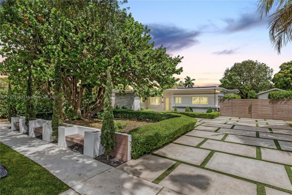 Keystone Point, 2111 Alamanda Dr, North Miami, Florida 33181, image 1