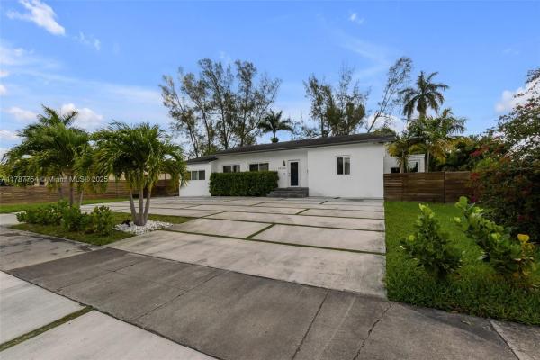 Bottlebrush Properties, 14265 NE 3rd Ct, Golden Glades, Florida 33161, image 3