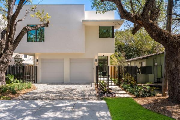 Carters, 3071 Hibiscus St, Miami, Florida 33133, image 1