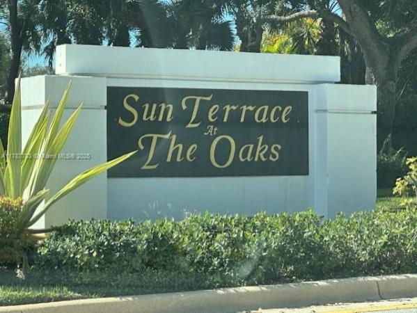 Sun Terrace At The Oaks, 3903 Water Oak Ct, Palm Beach Gardens, Florida 33410, image 2
