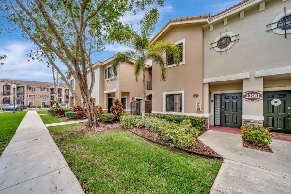 The Courts At Isles Of Bayshore, 22911 SW 88th Pl #4-21, Cutler Bay, Florida 33190, image 2