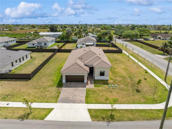 31171 SW 193rd Ave, Unincorporated Dade County, Florida 33030, image 1