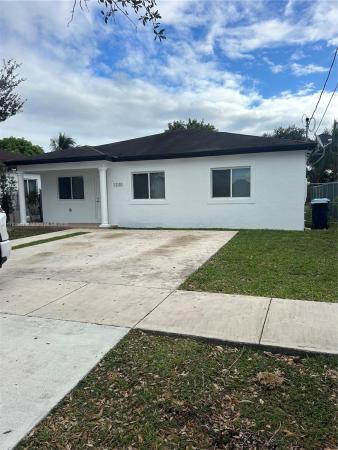 12320 SW 216th St, Unincorporated Dade County, Florida 33170, image 1