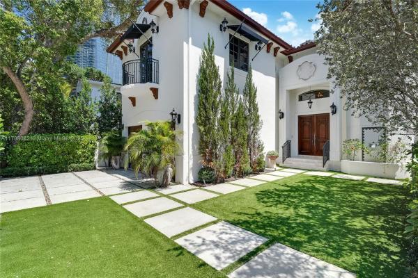Brickells Flagler, 1563 S Miami Ave, Miami, Florida 33129, image 1