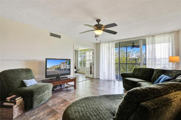 Palm-Aire Country Club 3, 2651 S Palm Aire Dr #402, Pompano Beach, Florida 33069, image 1