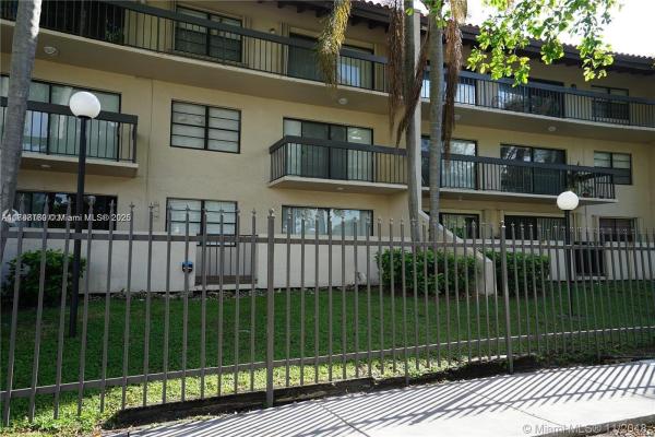 Futura Sansovino, 5201 Orduna Dr #12, Coral Gables, Florida 33146, image 1