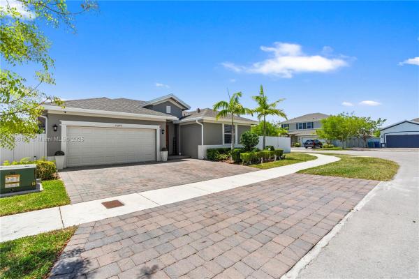 AH At Turnpike South, 13270 SW 274th St, Naranja, Florida 33032, image 3